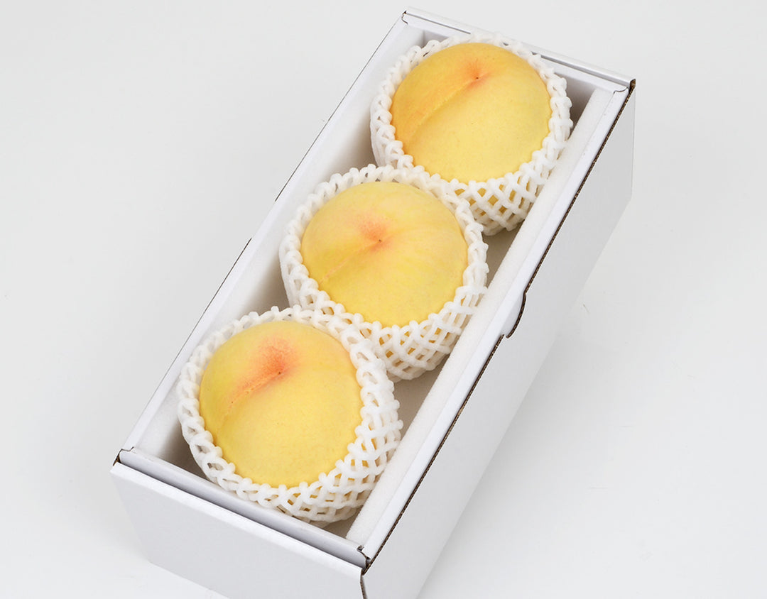 岡山白桃 3玉 (約880g)