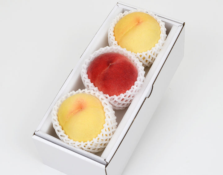 紅白もも詰め合わせ 3玉