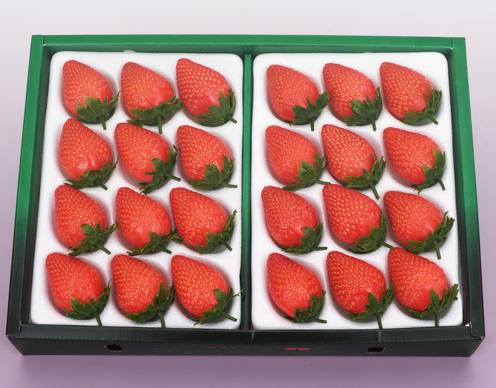 【お歳暮企画】福岡県産 あまおう苺 約330g×2