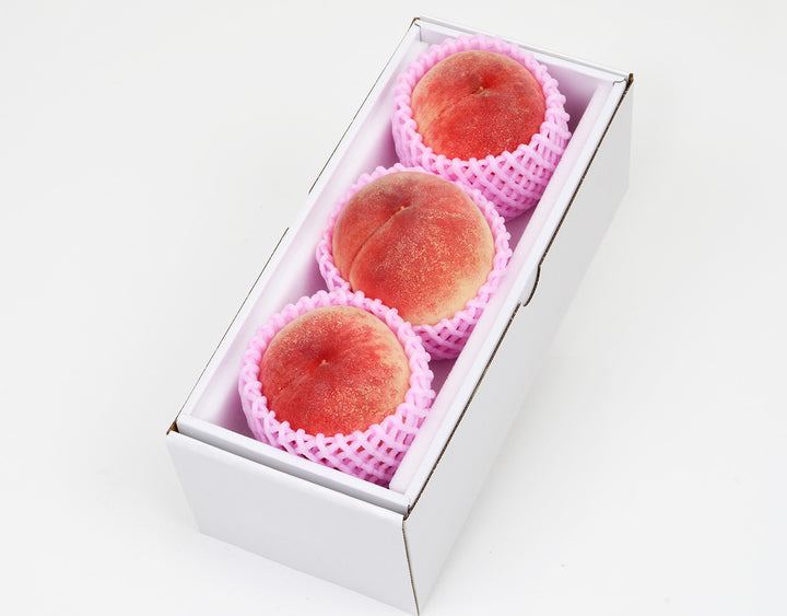 長野県産他 もも 3玉 (計約1kg)