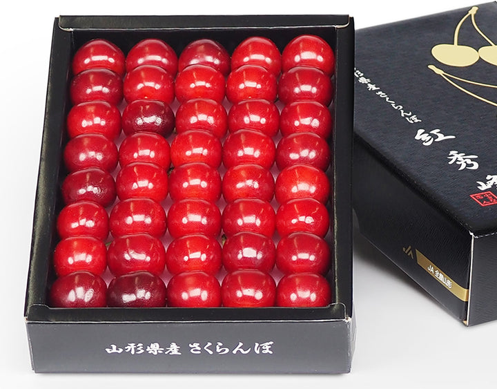 山形県産 さくらんぼ 紅秀峰 特秀品 化粧箱 約300g